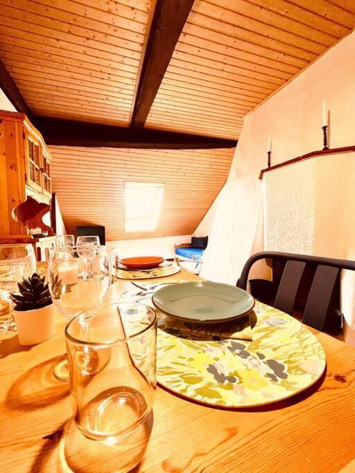 Charmant Appartement De Vacances Alta Ripa Hauterive  Eksteriør bilde