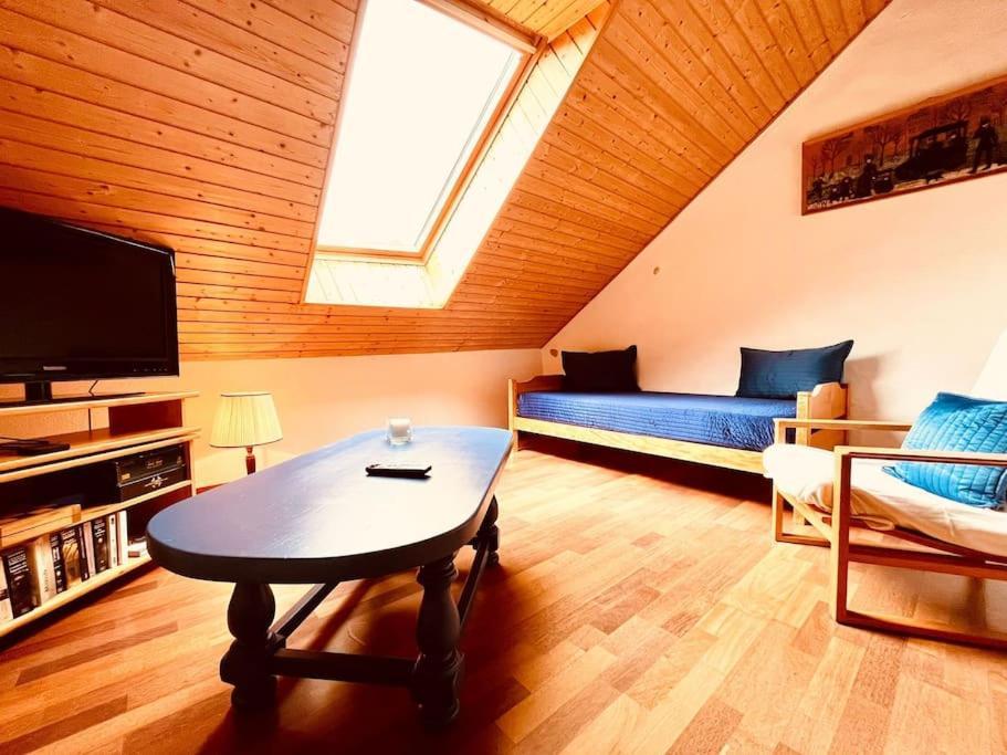 Charmant Appartement De Vacances Alta Ripa Hauterive  Eksteriør bilde